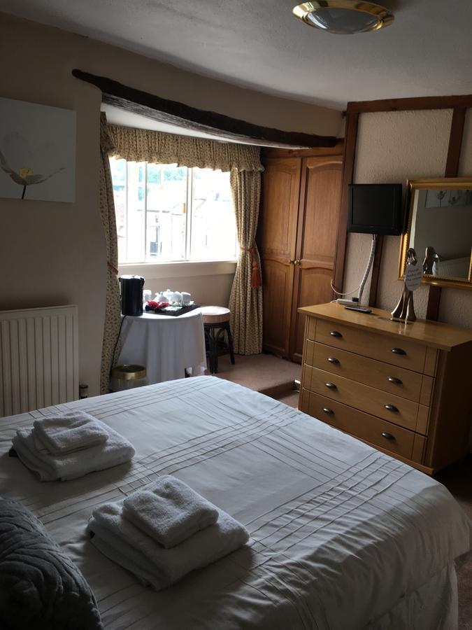 The Wheatsheaf 3*