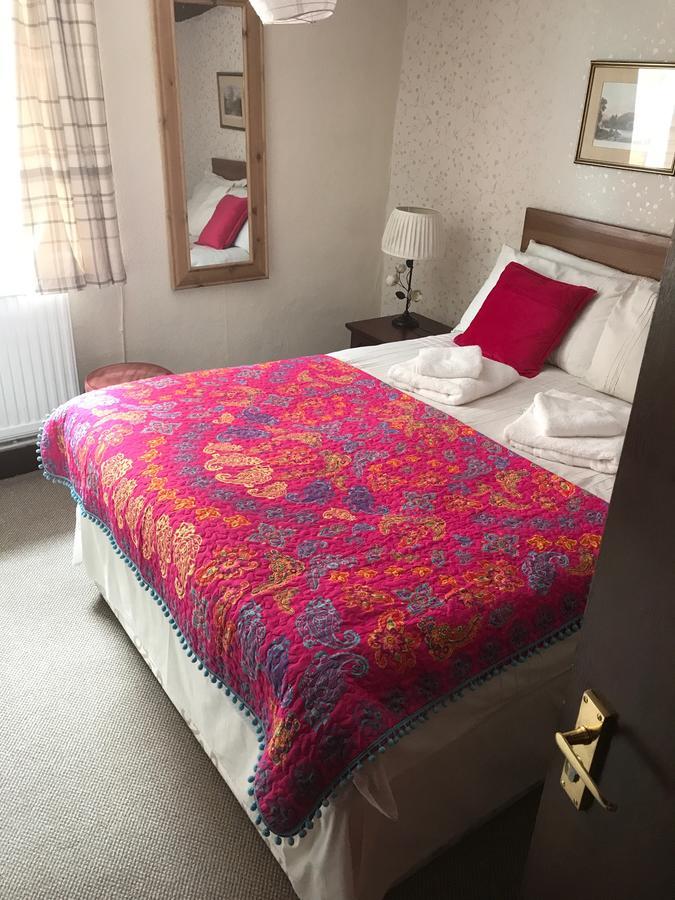 The Wheatsheaf 3*