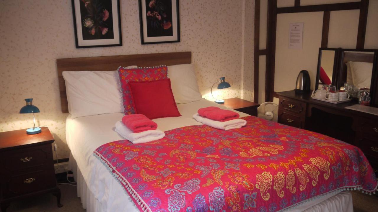 Hotel The Wheatsheaf 3*